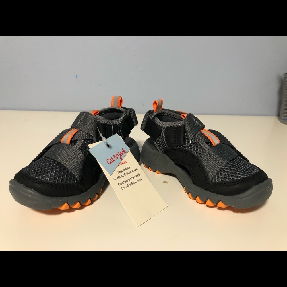 Cat and Jack Toddler Boy Orange and Grey Sandals. Size 6
